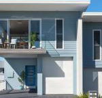 Blue Pelican pacific views walk to beach - Tweed Heads Accommodation