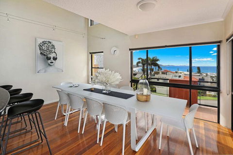 PRTFINO Ultimate Penthouse - Tweed Heads Accommodation 6