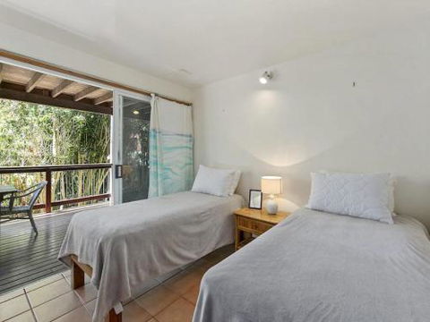 Jonnies 134 Tramican Street - Tweed Heads Accommodation 6