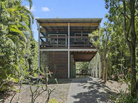 Jonnies 134 Tramican Street - Tweed Heads Accommodation 0