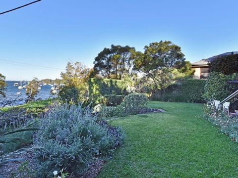 Wangi Waterfront Delight 4br Waterfront Reserve Home - Tweed Heads Accommodation 2
