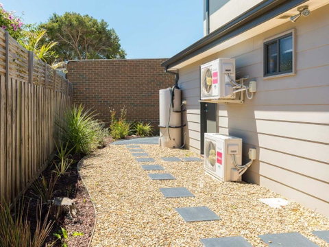 Beachside Villa Cowes - Tweed Heads Accommodation 6