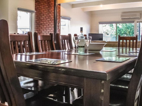 Summers Inn - Tweed Heads Accommodation 1