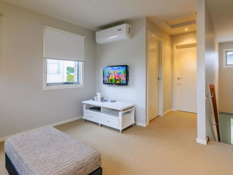 Redwood Oasis - Tweed Heads Accommodation 5