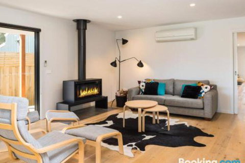 Lantana - Tweed Heads Accommodation 4