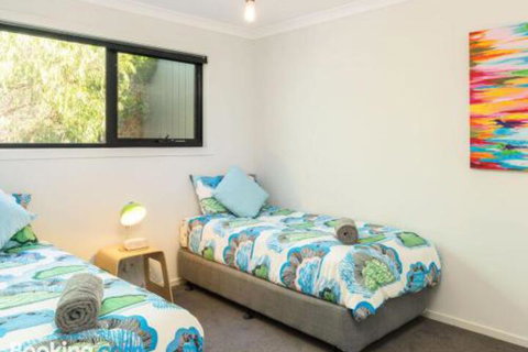 Lantana - Tweed Heads Accommodation 1
