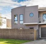 Paradise in Cowes - Tweed Heads Accommodation