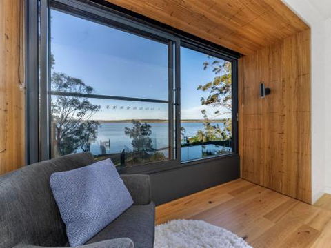 ESTUARY HOUSE Basin View 4pm Check Out Sundays - Tweed Heads Accommodation 6
