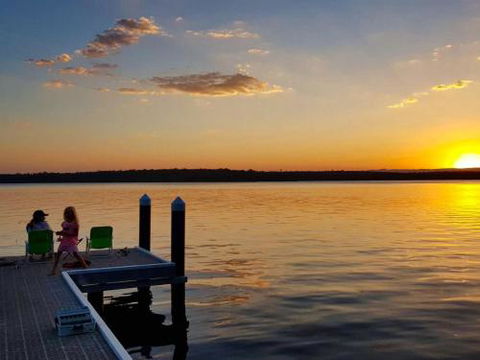ESTUARY HOUSE Basin View 4pm Check Out Sundays - Tweed Heads Accommodation 3