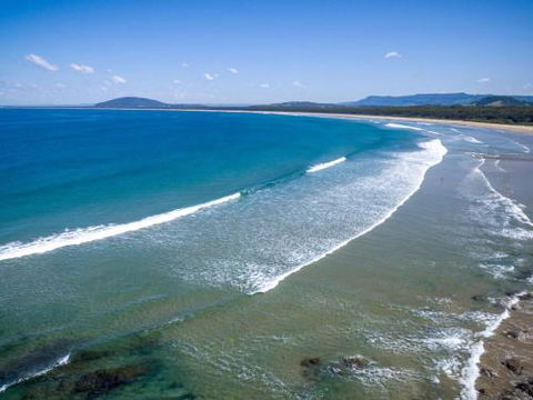 90 OCEANS EDGE Gerroa 4pm Check Out Sundays - Tweed Heads Accommodation 4