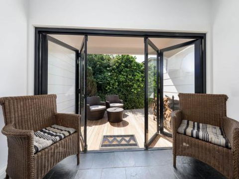 THE BEACH HOUSE Gerroa 4pm Check Out Sundays - Tweed Heads Accommodation 3