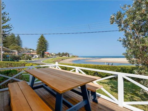 THE BEACH HOUSE Gerroa 4pm Check Out Sundays - Tweed Heads Accommodation 4