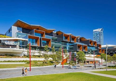 DREAM HARBOUR VIEW 2 BRM / GYM POOL & PARKING - Tweed Heads Accommodation 6