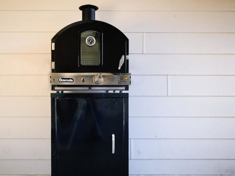 Beachside Bliss - Tweed Heads Accommodation 5