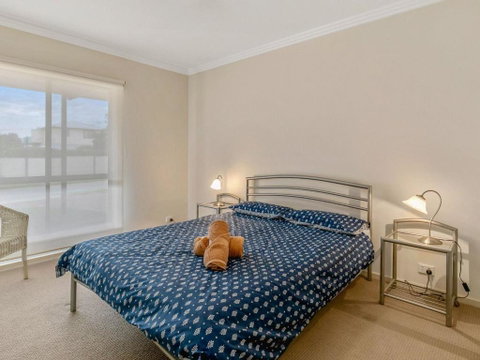 Shmatty - Tweed Heads Accommodation 3
