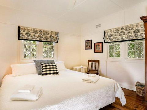LAVENDER COTTAGE Alpine Southern Highlands 4pm Check Out Sundays - Tweed Heads Accommodation 6