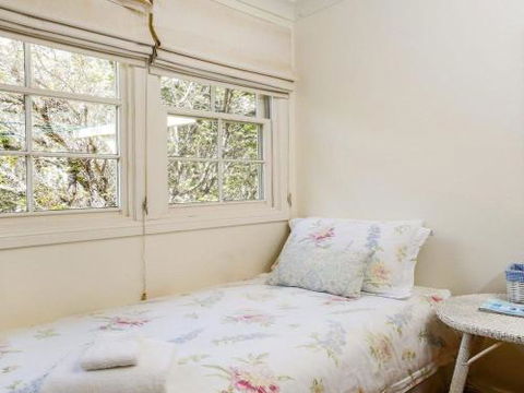 LAVENDER COTTAGE Alpine Southern Highlands 4pm Check Out Sundays - Tweed Heads Accommodation 2