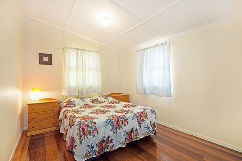 Close To Water Restaurants & Clubs Toorbul St. Bongaree - Tweed Heads Accommodation 4