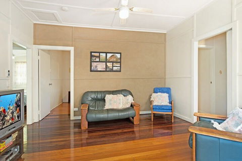 Close To Water Restaurants & Clubs Toorbul St. Bongaree - Tweed Heads Accommodation 3