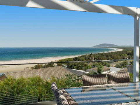 NANNY & POPPYS BEACH HOUSE Gerroa 4pm Check Out Sundays - Tweed Heads Accommodation 3