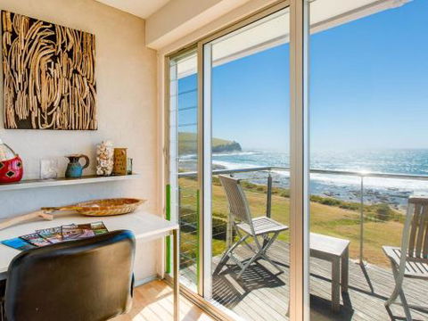 PENZANCE Gerroa Beachfront To Shelley Beach & 4pm Check Out Sundays - Tweed Heads Accommodation 0