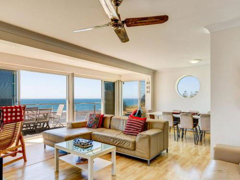 PENZANCE Gerroa Beachfront To Shelley Beach & 4pm Check Out Sundays - Tweed Heads Accommodation 1