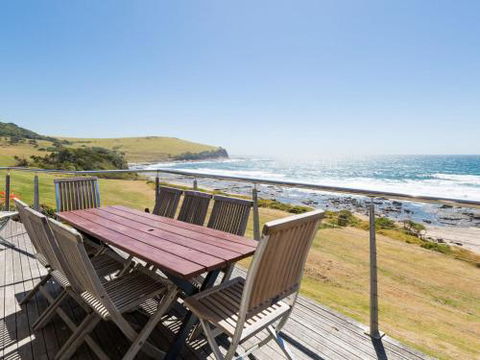 PENZANCE Gerroa Beachfront To Shelley Beach & 4pm Check Out Sundays - Tweed Heads Accommodation 4