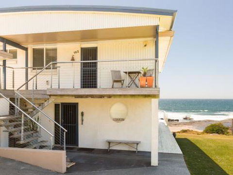 PENZANCE Gerroa Beachfront To Shelley Beach & 4pm Check Out Sundays - Tweed Heads Accommodation 5