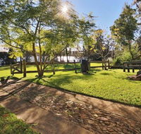 The Lake House at Erowal Bay 4pm Check Out Sundays - Tweed Heads Accommodation