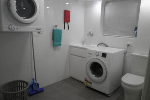 Almonta Apartments On The Water Front - Tweed Heads Accommodation 4