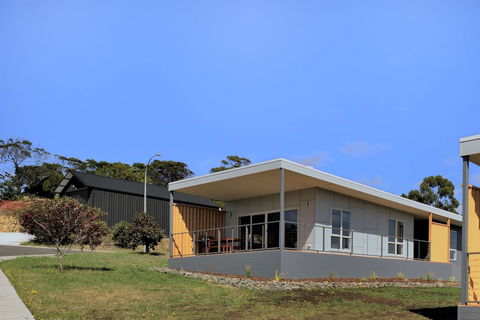 Archella 2 - Beautifully Appointed, Close To Golf Course & Play Ground - Tweed Heads Accommodation 0