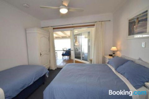 Miramar At Penneshaw KI - Tweed Heads Accommodation 2