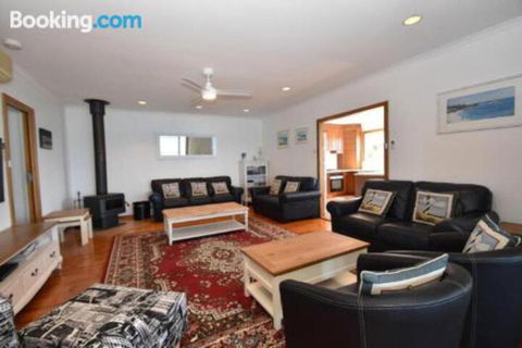 Miramar At Penneshaw KI - Tweed Heads Accommodation 3