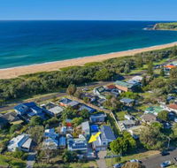 THE OASIS Werri Beach 4pm Check Out Sundays - Tweed Heads Accommodation