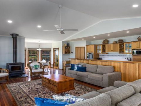 GULL HOUSE Kiama 4pm Check Out Sundays - Tweed Heads Accommodation 3