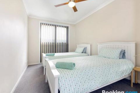 SURF BEACH DREAMS Kiama & Surrounds 4pm Check Out Sundays - Tweed Heads Accommodation 4