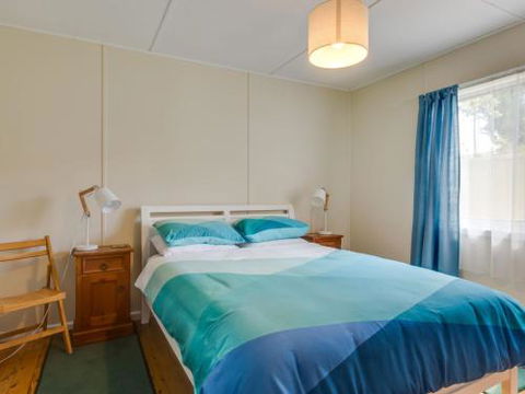 WIRANI On The WATER Sanctuary Point 4pm Check Out Sundays - Tweed Heads Accommodation 4