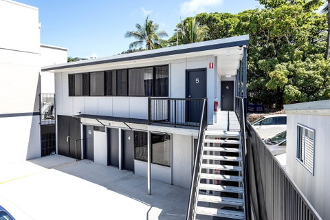 Airlie Sun & Sand Accommodation Studio 1 - Tweed Heads Accommodation 1