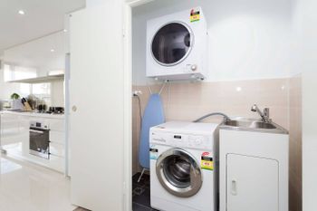 Executive Designer Apartment With Pool + Parking - Tweed Heads Accommodation 1
