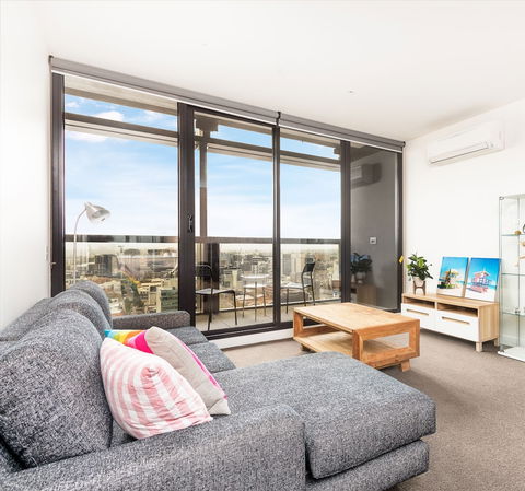 Holistay At Level 26 Franklin Street - Tweed Heads Accommodation 5