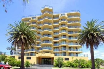 Atlantis Apartment Views For Days - Tweed Heads Accommodation 0