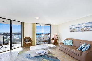 Atlantis Apartment Views For Days - Tweed Heads Accommodation 2