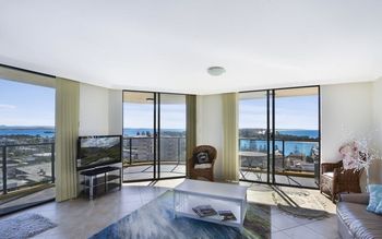Atlantis Apartment Views For Days - Tweed Heads Accommodation 1