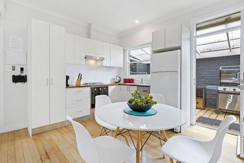 AMORE - Tweed Heads Accommodation 4