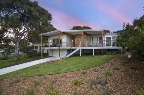 THE PERFECT BEACH HOUSE - Tweed Heads Accommodation 0