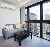 Elegant High Rise Apartment with an Unforgettable View - Tweed Heads Accommodation
