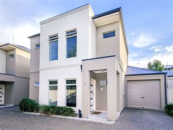 Modern Seaside Sanctuary - Tweed Heads Accommodation 0