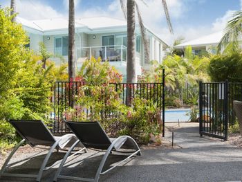 Sandy Point Road Unit 337 265 Pacific Blue - Tweed Heads Accommodation 0