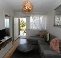 Glenelg Holiday Apartments The Broadway - Tweed Heads Accommodation