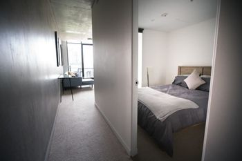 Spacious Apartment Close To Melbourne CBD - Tweed Heads Accommodation 2